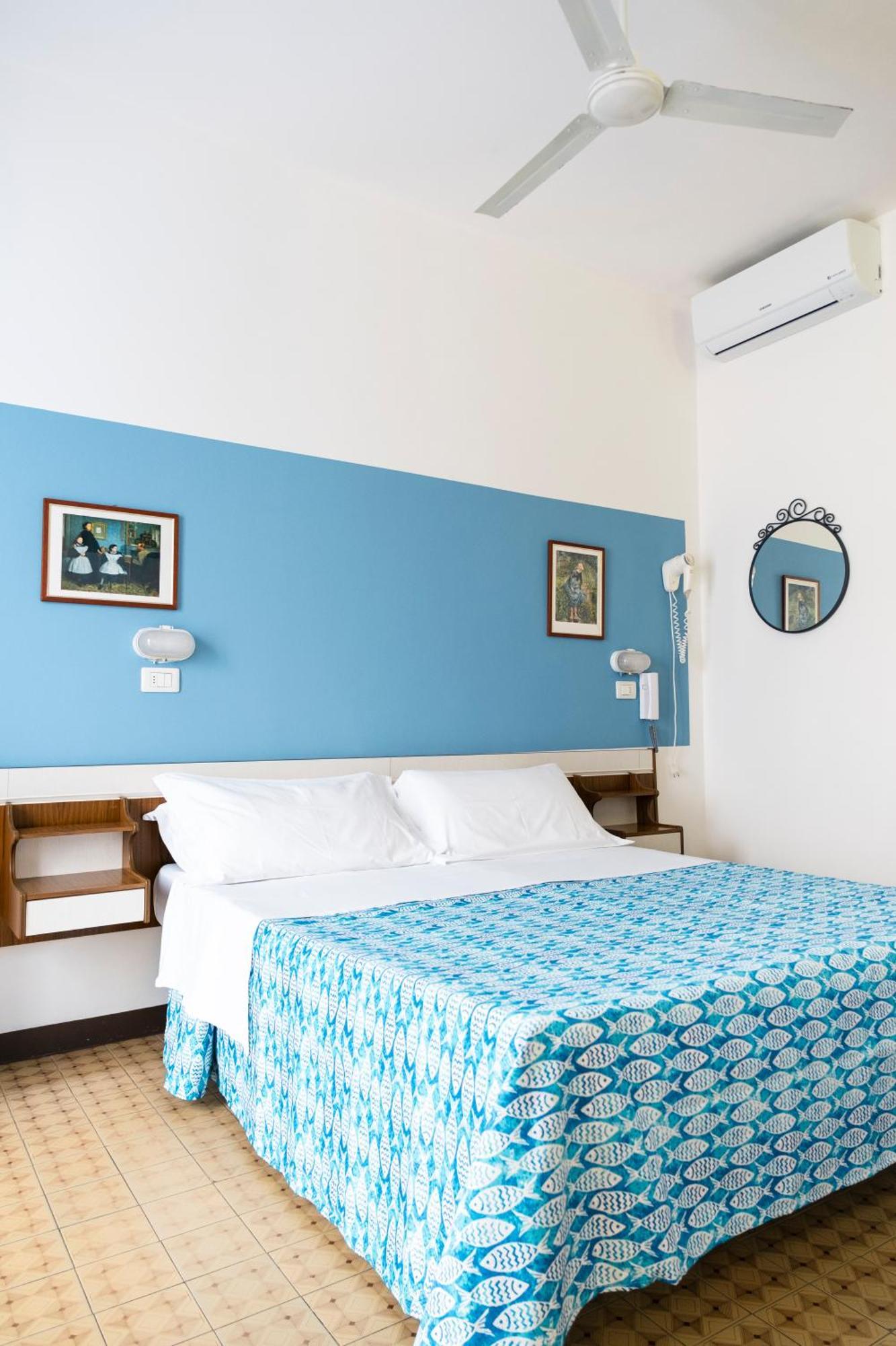 Hotel Cheri Rimini Exterior photo